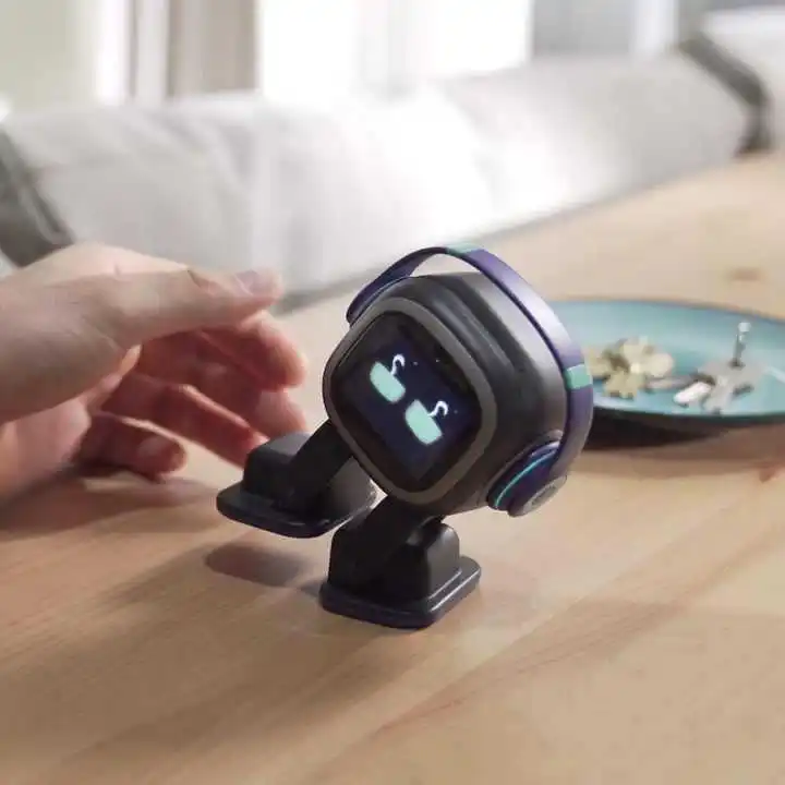Robot Emozionale Commerciale A - Smart Home Voice Control recensione e prezzo
